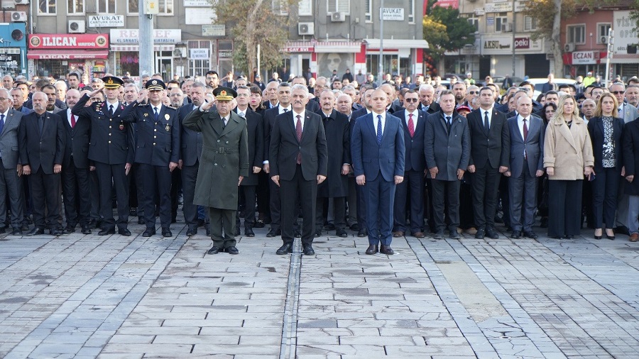 Gazi Mustafa Kemal ATATÜRK 'ün aramızdan ayrılışının 86'ncı yılında rahmet, minnet ve saygıyla anıyoruz. Ruhu şad olsun.